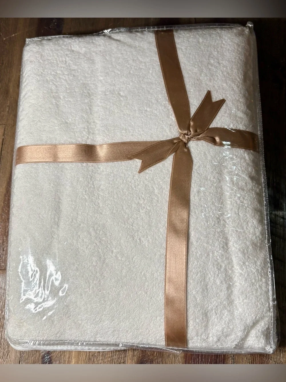 NWT Premier 3-Piece Crochet Embellished Towel Set White 100% Natural Cotton